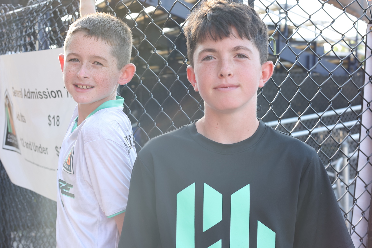 Fan Fest friends