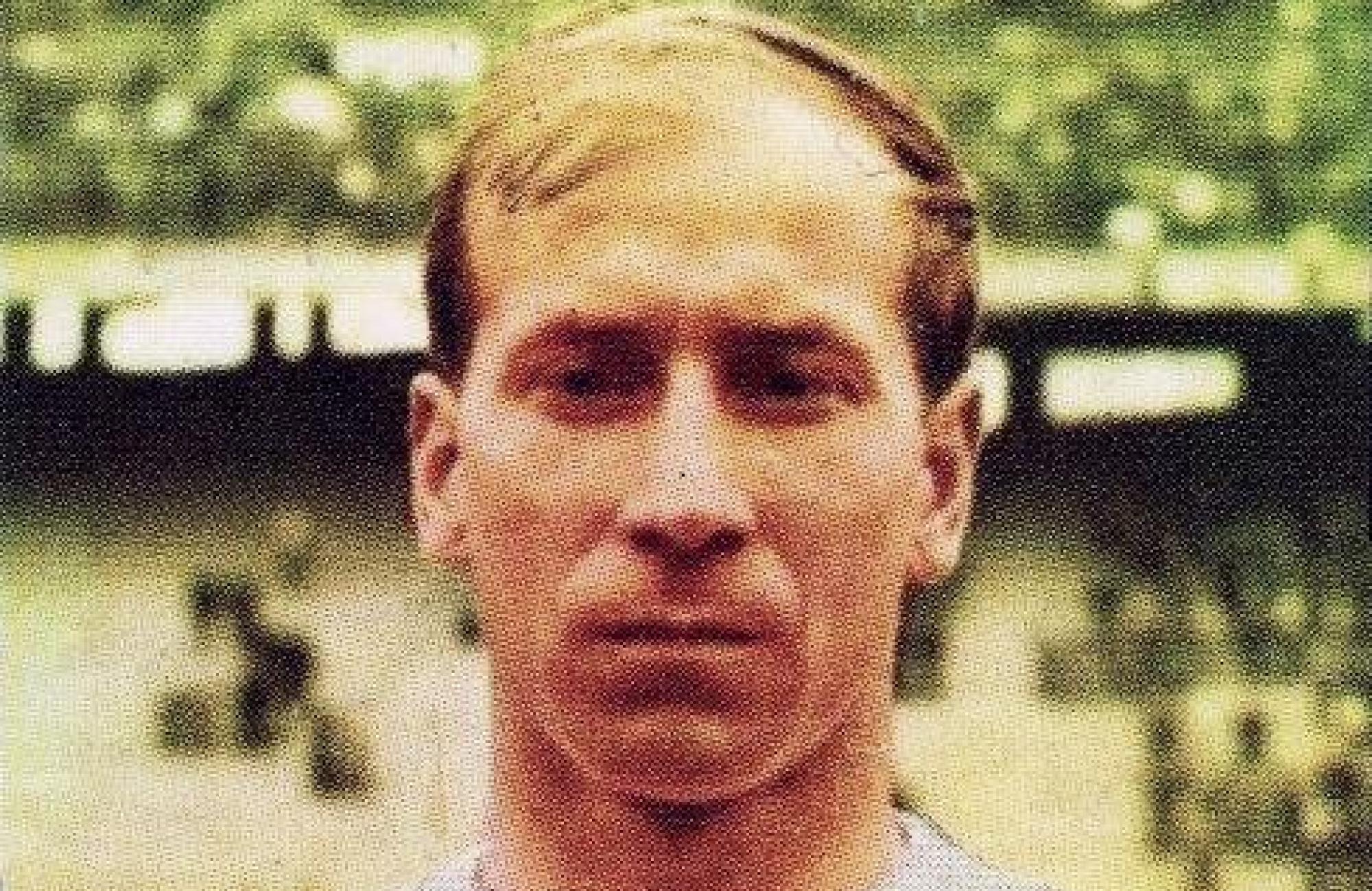 Bobby Charlton - Legend 