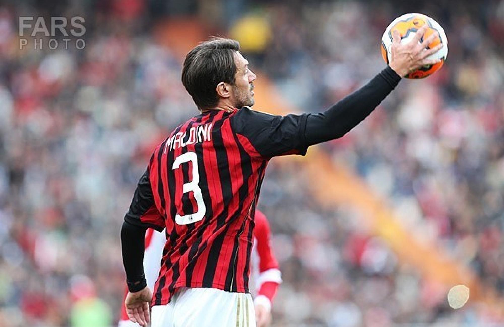 Football's Greatest - Paolo Maldini