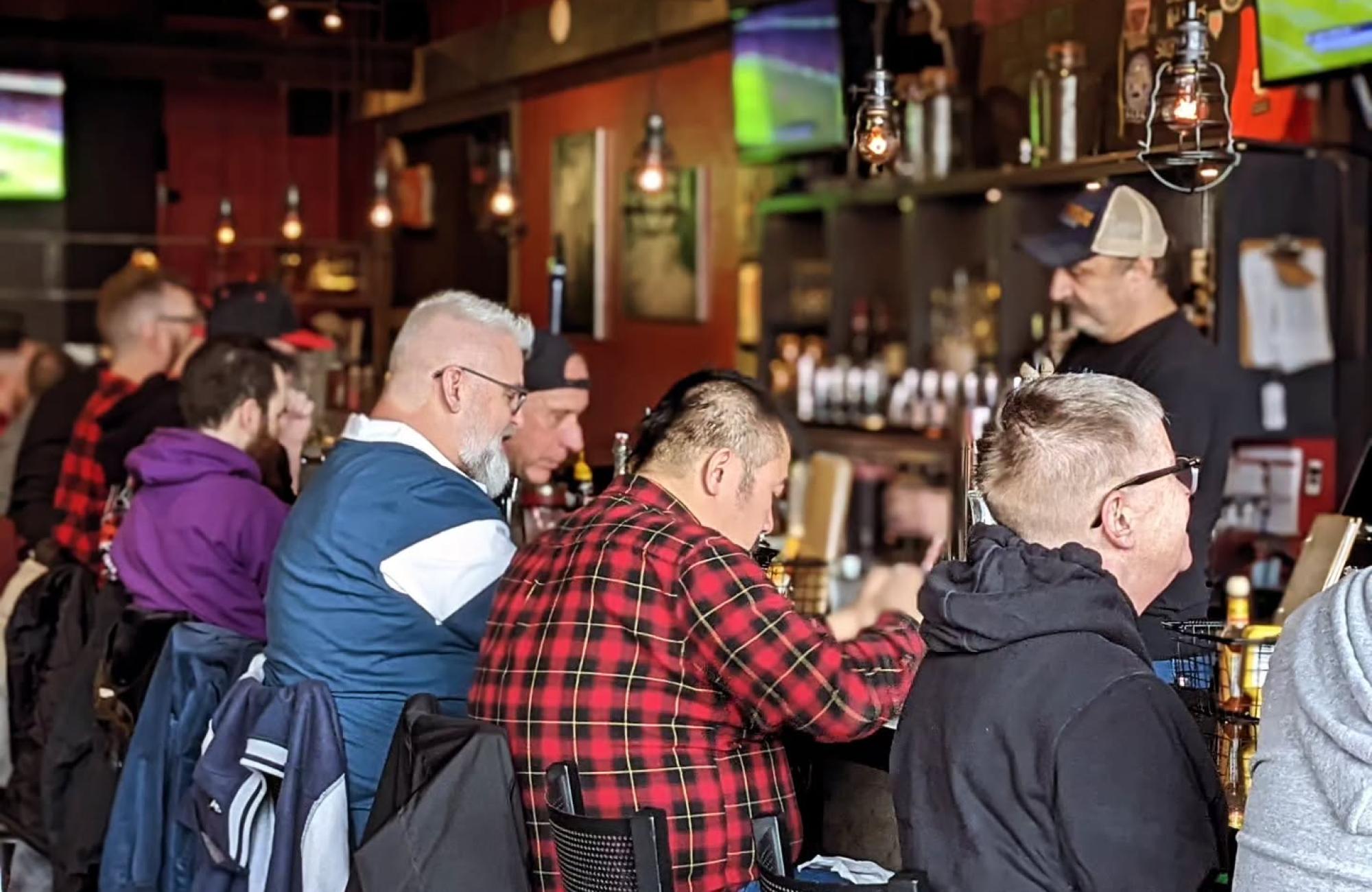 R Public House